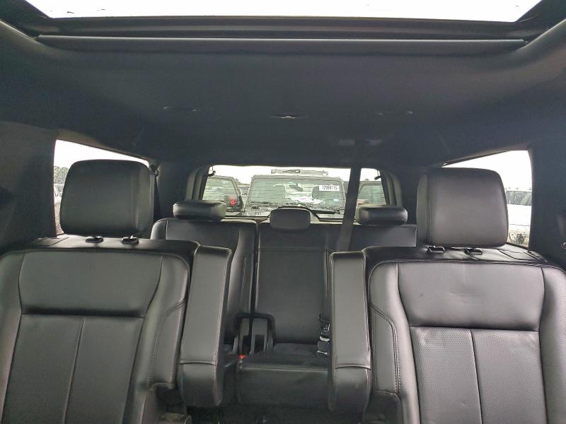 Фото 10 - FORD EXPEDITION