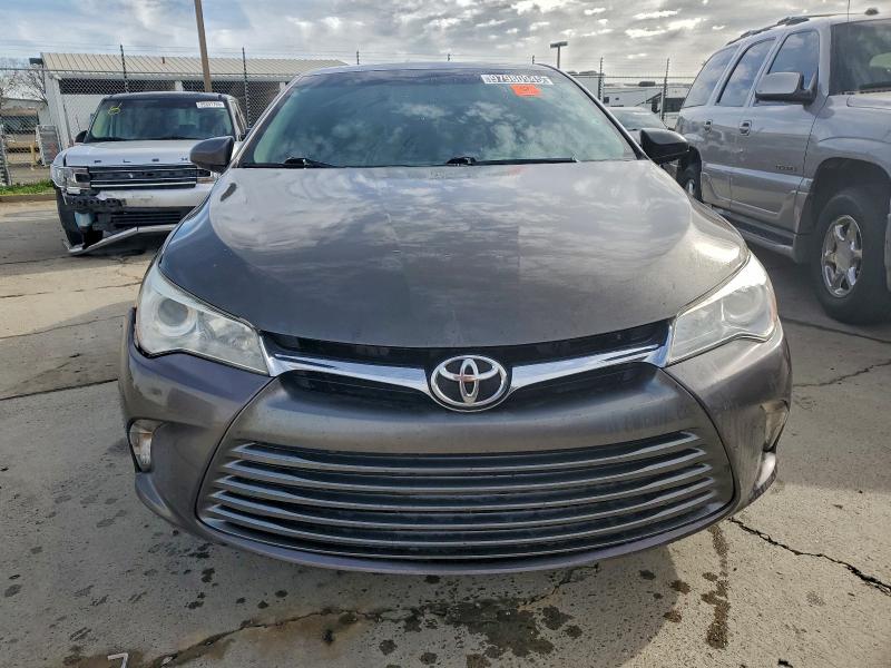 Фото 5 - TOYOTA CAMRY