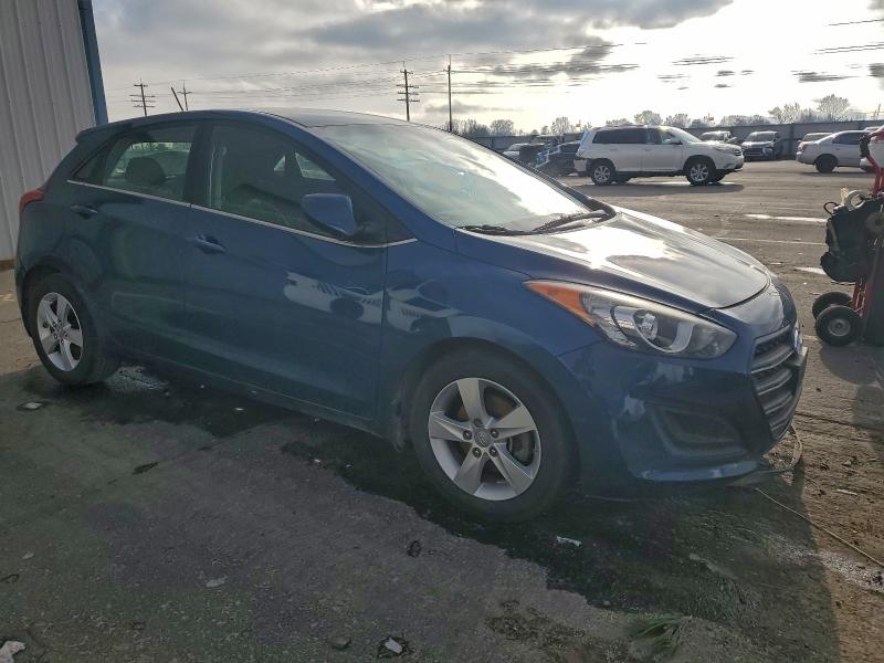 Фото 4 - HYUNDAI ELANTRA