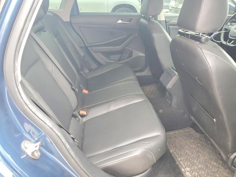 Фото 10 - VOLKSWAGEN JETTA