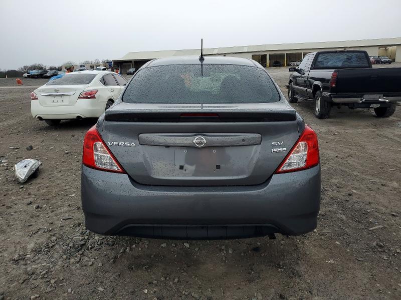 Фото 6 - NISSAN VERSA