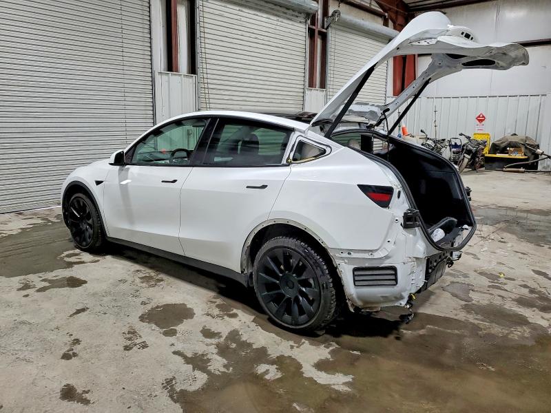 Фото 2 - TESLA MODEL Y