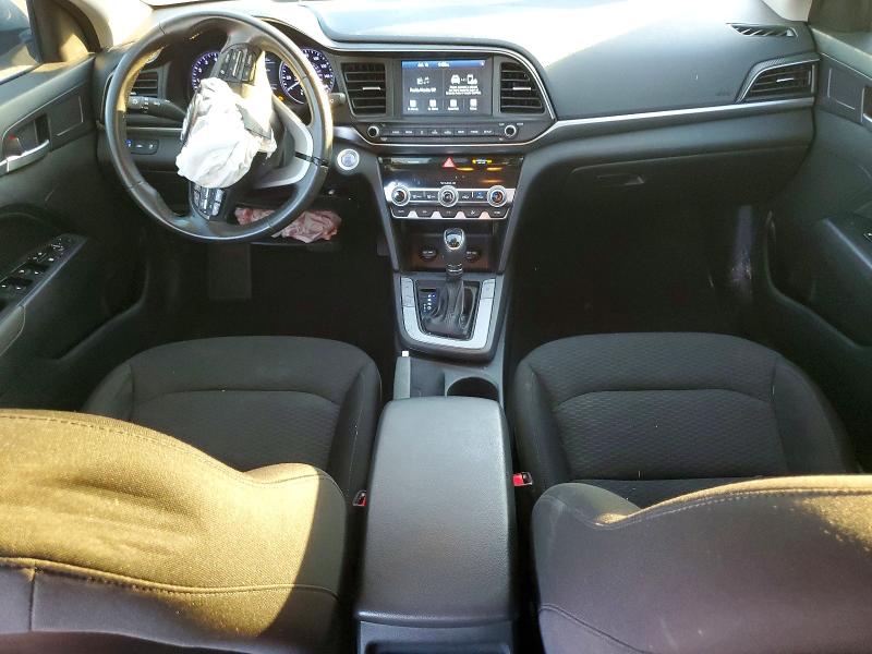 Фото 8 - HYUNDAI ELANTRA