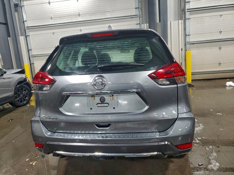 Фото 6 - NISSAN ROGUE