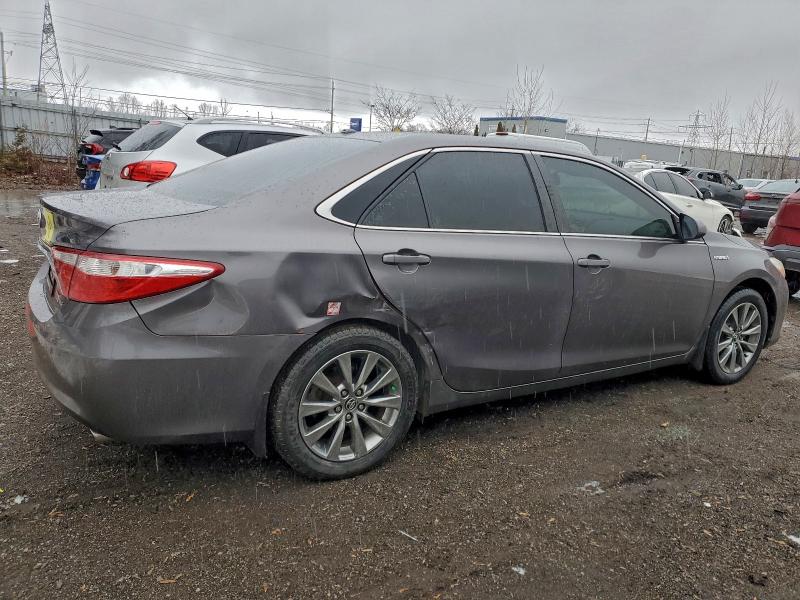 Фото 3 - TOYOTA CAMRY