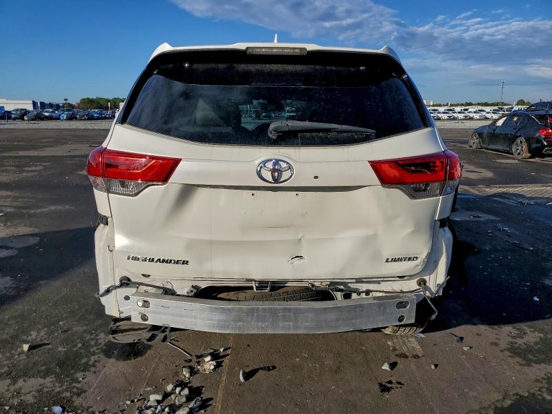 Фото 6 - TOYOTA HIGHLANDER