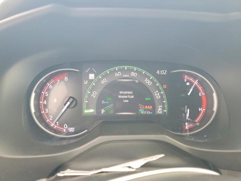 Фото 9 - TOYOTA RAV4