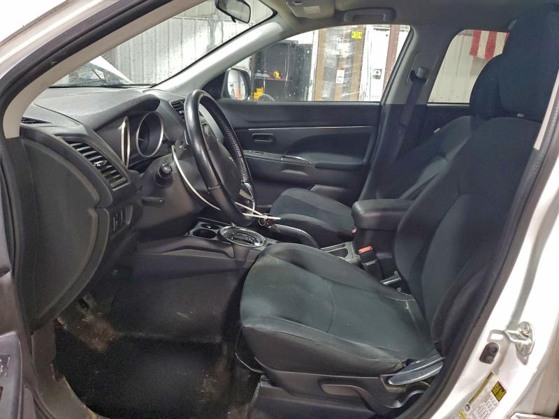 Фото 7 - MITSUBISHI OUTLANDER