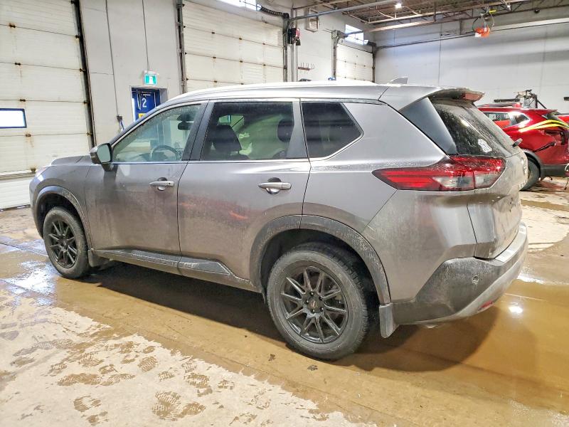 Фото 2 - NISSAN ROGUE