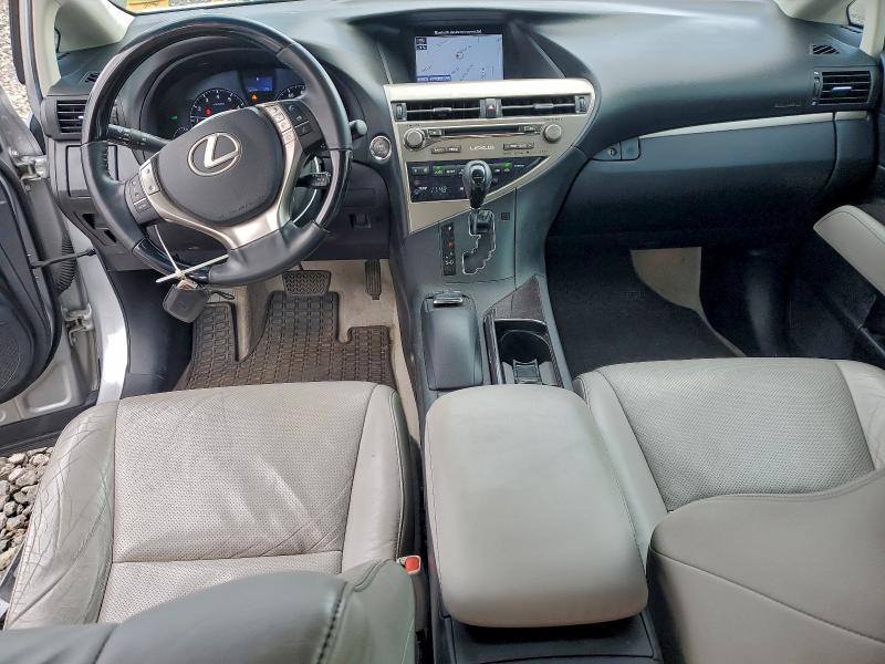 Фото 8 - LEXUS RX350