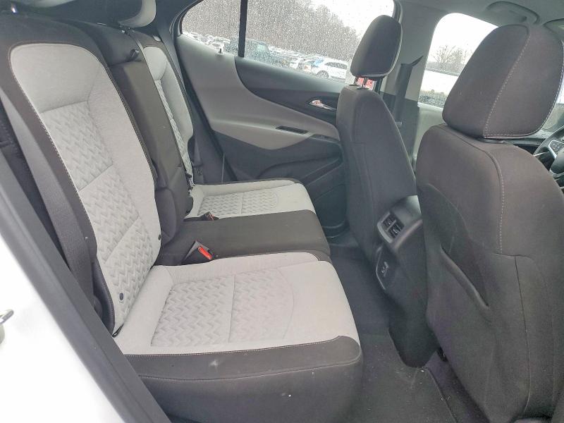 Фото 11 - CHEVROLET EQUINOX