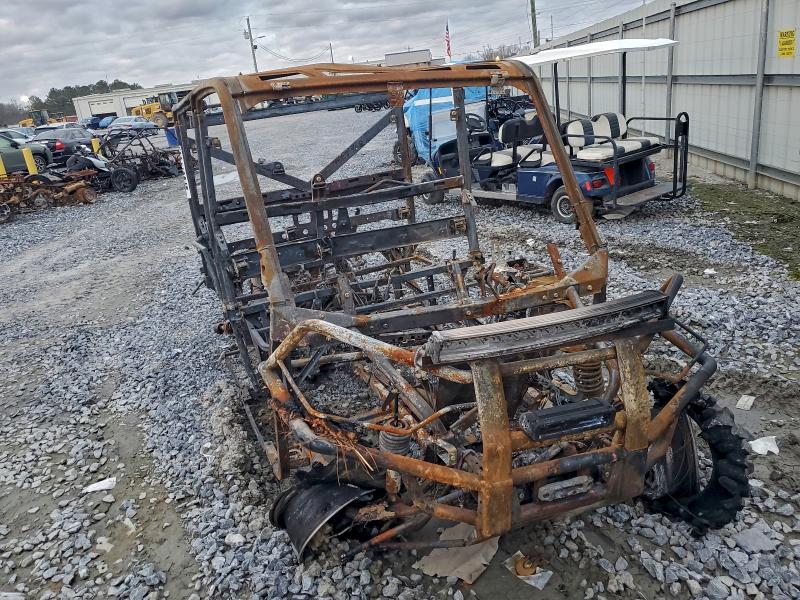 POLARIS SIDEBYSIDE 2015