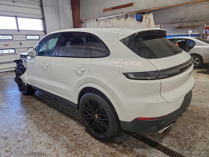 Фото 2 - PORSCHE CAYENNE