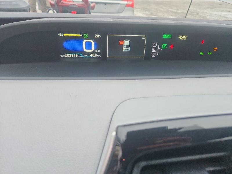 Фото 9 - TOYOTA PRIUS