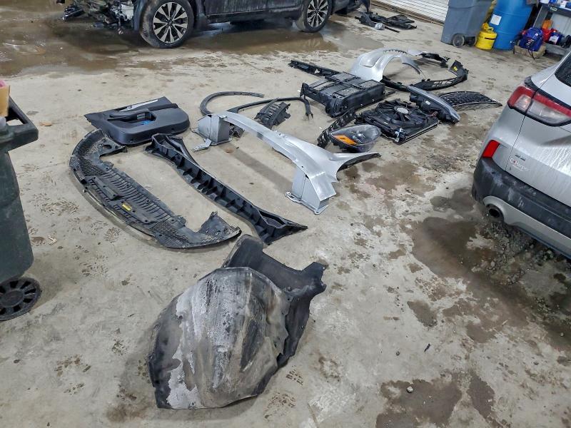 Фото 13 - FORD ESCAPE