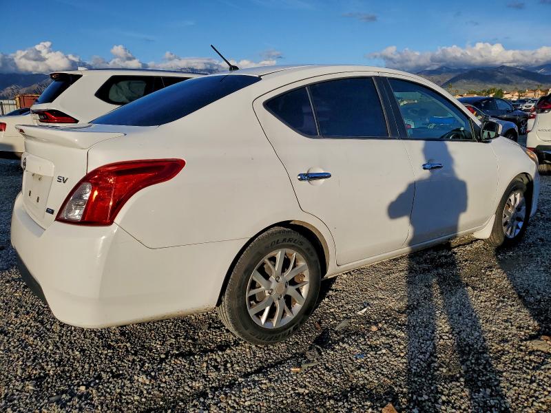Фото 3 - NISSAN VERSA