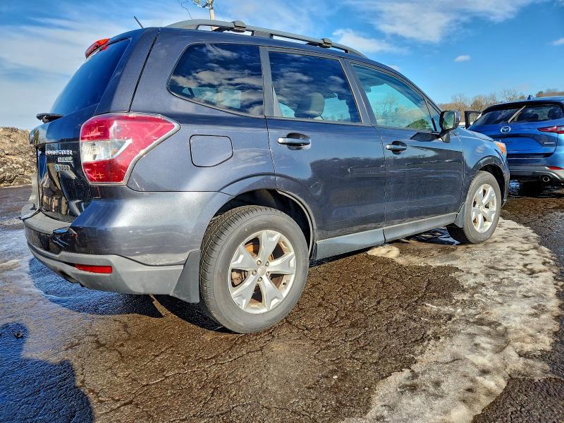 Фото 3 - SUBARU FORESTER