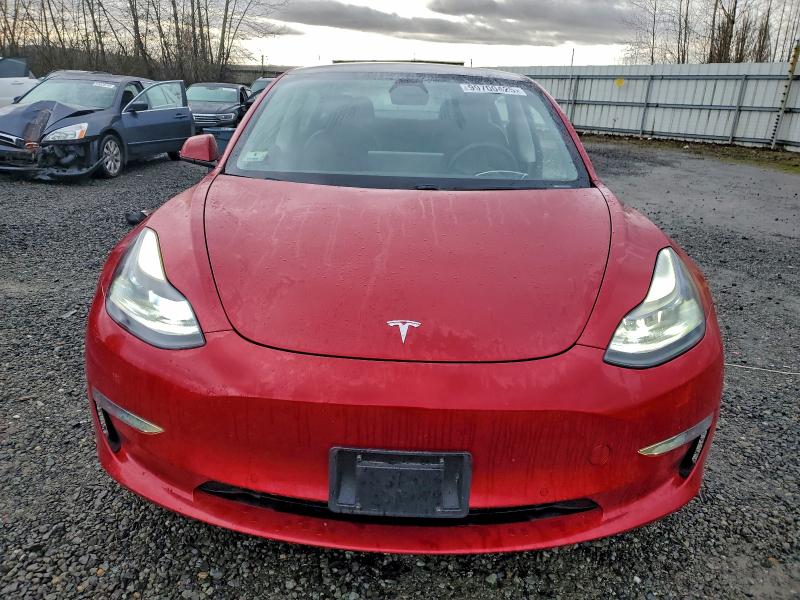 Фото 5 - TESLA MODEL 3