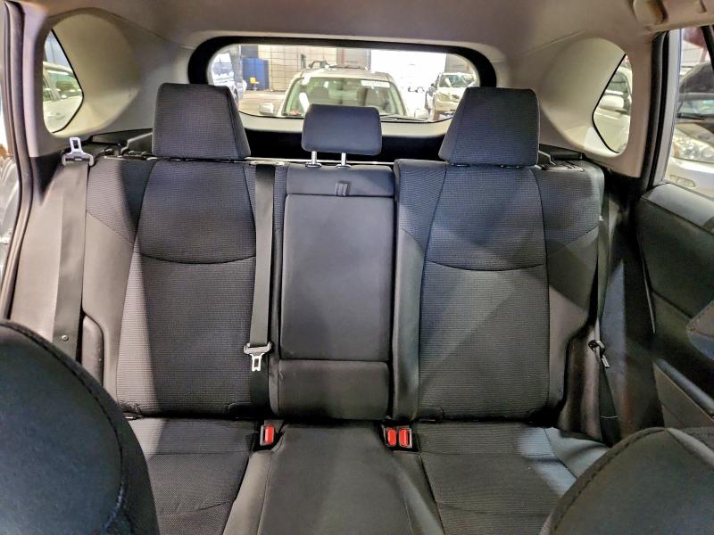 Фото 10 - TOYOTA RAV4