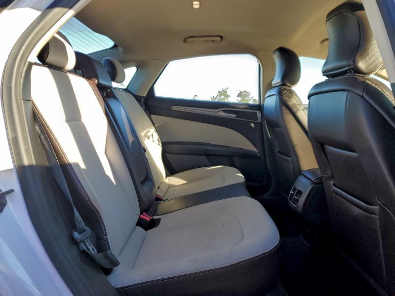 Фото 10 - FORD FUSION