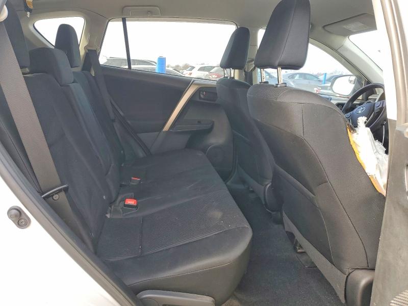 Фото 11 - TOYOTA RAV4