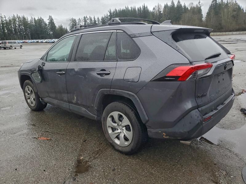 Фото 2 - TOYOTA RAV4