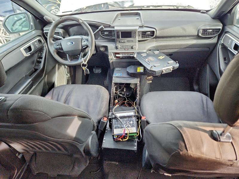 Фото 8 - FORD EXPLORER