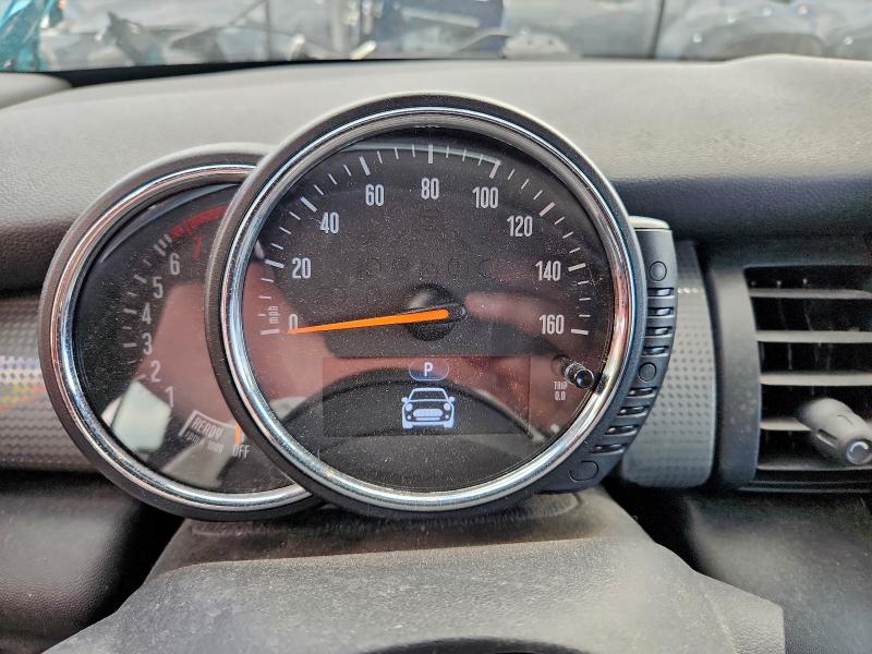 Фото 9 - MINI COOPER