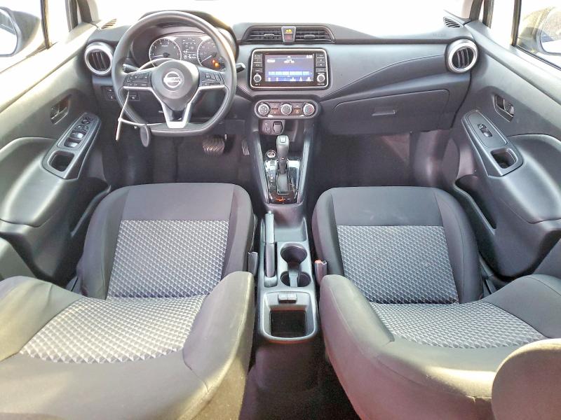 Фото 8 - NISSAN VERSA