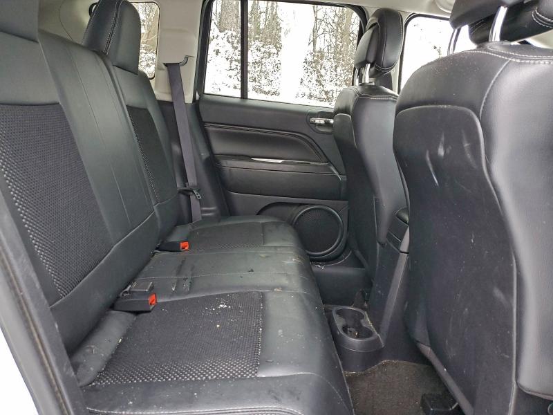 Фото 10 - JEEP COMPASS