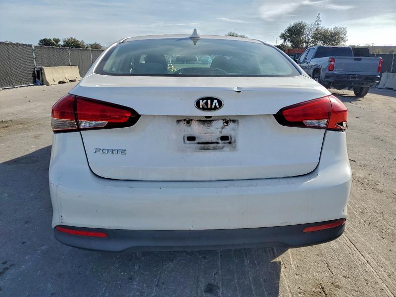Фото 6 - KIA FORTE