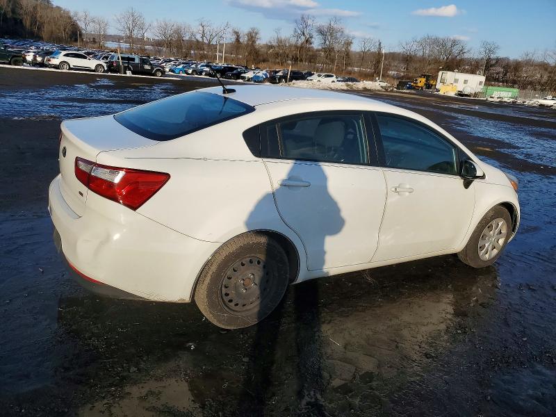 Фото 3 - KIA RIO