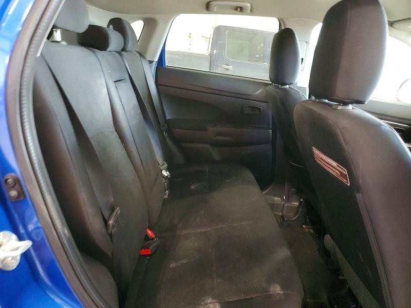 Фото 11 - MITSUBISHI OUTLANDER