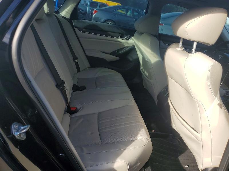 Фото 10 - HONDA ACCORD