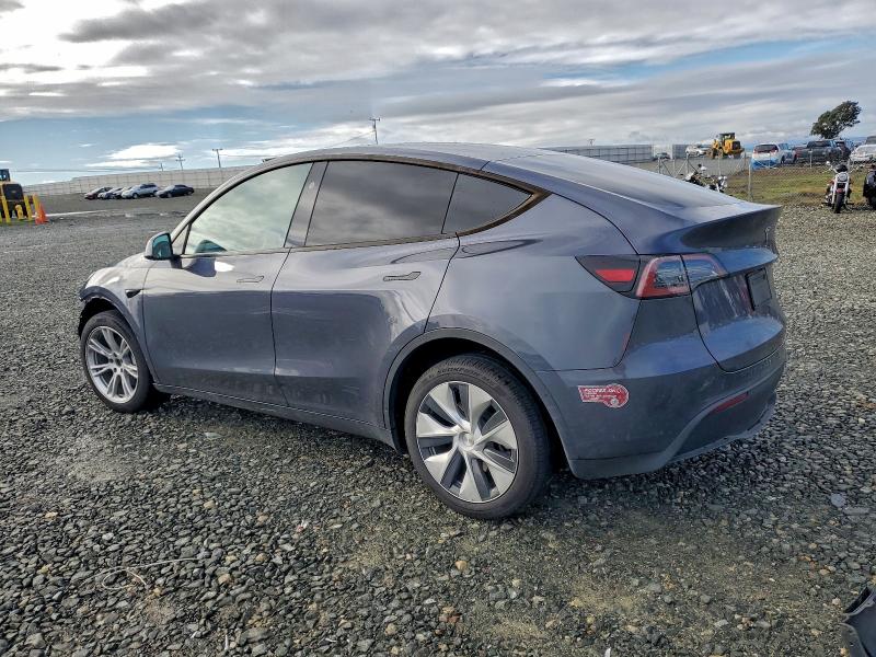 Фото 2 - TESLA MODEL Y