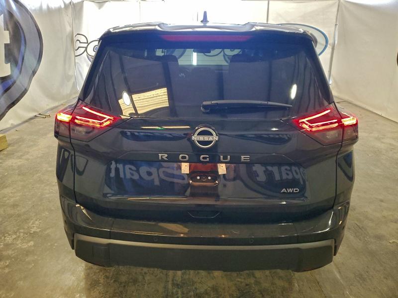 Фото 6 - NISSAN ROGUE