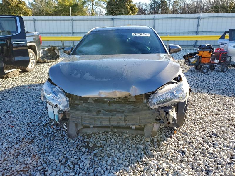 Фото 5 - TOYOTA CAMRY