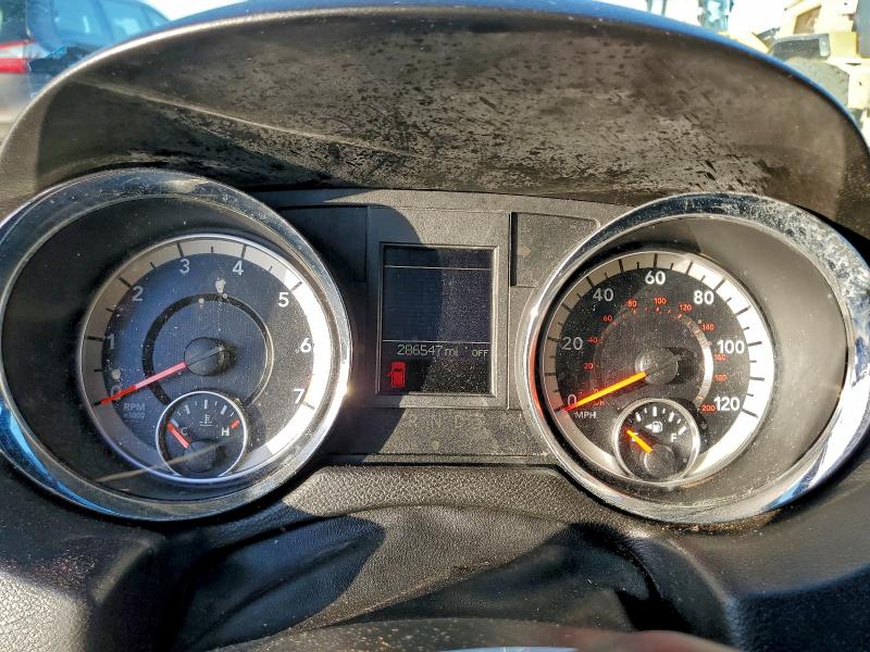 Фото 9 - DODGE CARAVAN