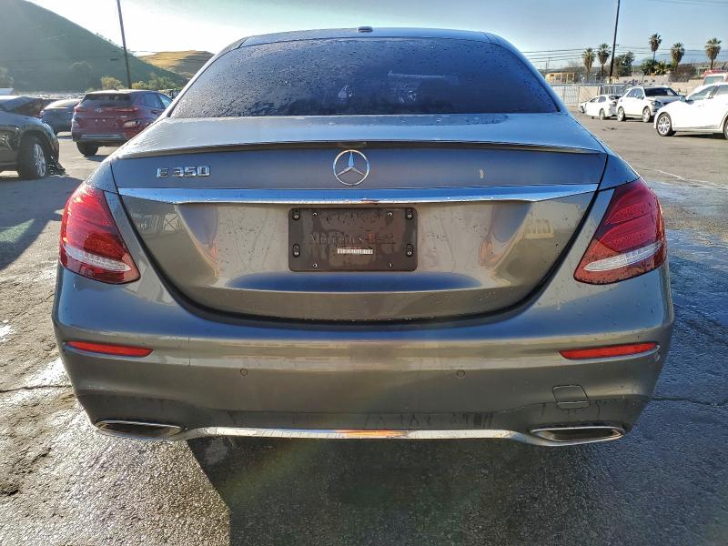 Фото 6 - MERCEDES-BENZ E-CLASS