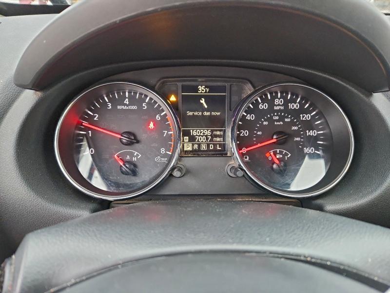 Фото 9 - NISSAN ROGUE