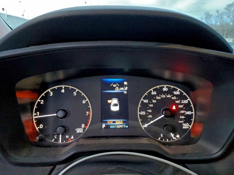 Фото 9 - TOYOTA COROLLA