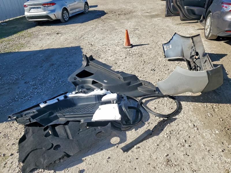 Фото 13 - FORD EDGE