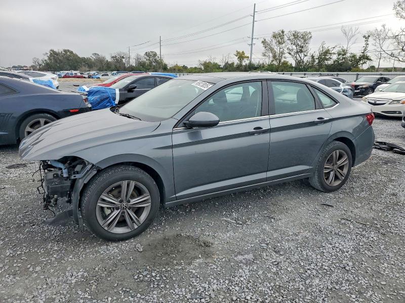 Фото 1 - VOLKSWAGEN JETTA