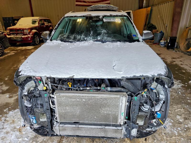 Фото 5 - KIA SELTOS