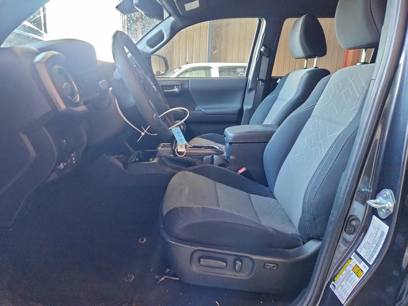 Фото 7 - TOYOTA TACOMA