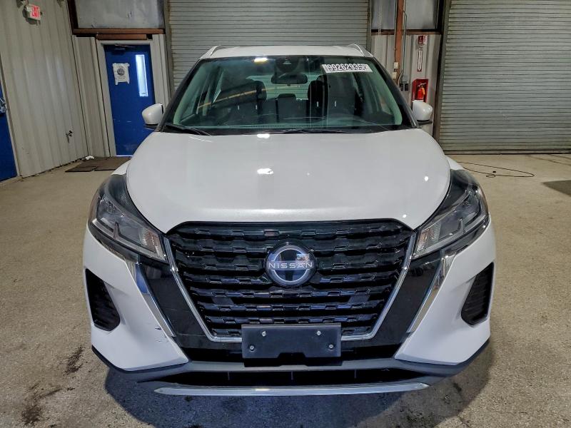 Фото 5 - NISSAN KICKS