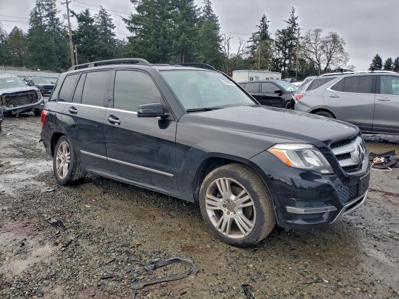 MERCEDES-BENZ GLK-CLASS 2015 VIN WDCGG5HB6FG388780