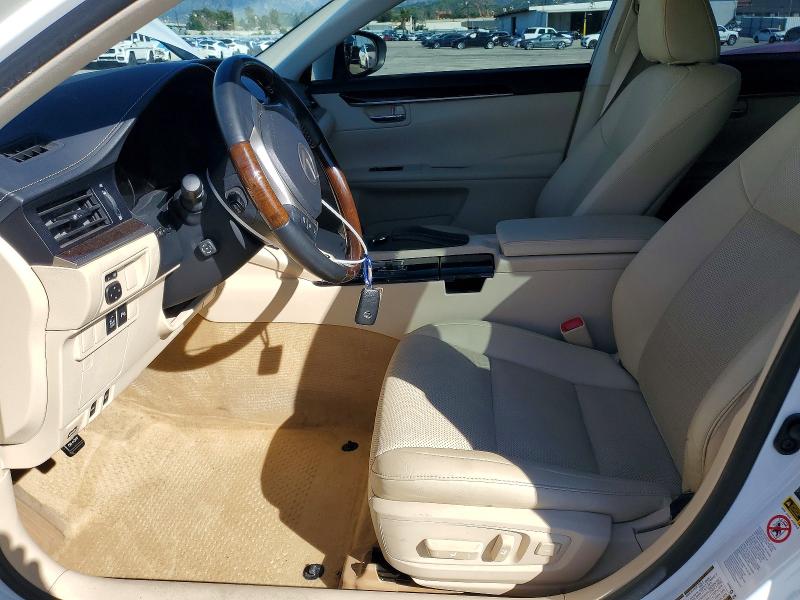 Фото 7 - LEXUS ES350