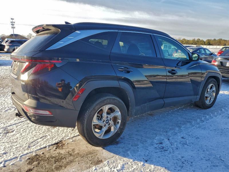 Фото 3 - HYUNDAI TUCSON