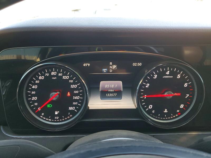 Фото 9 - MERCEDES-BENZ E-CLASS